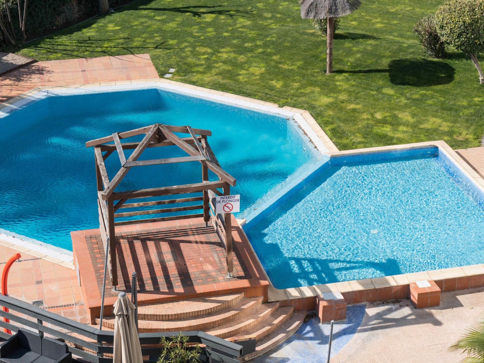 Ibis Styles Perpignan Canet En Roussillon Екстер'єр фото