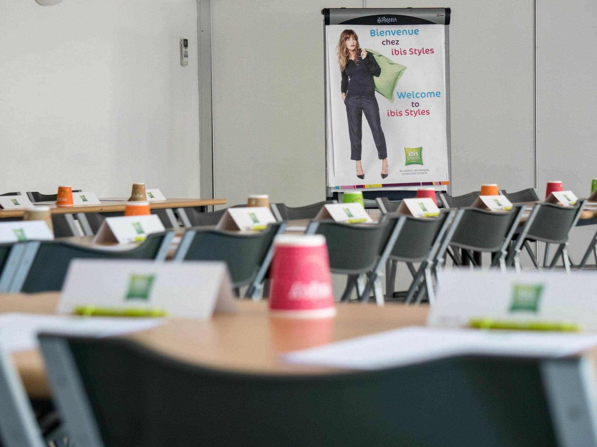 Ibis Styles Perpignan Canet En Roussillon Екстер'єр фото